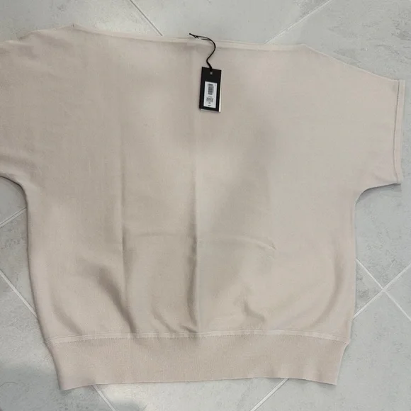 Aritzia Babaton Inspiration Short Sleeve Matte Pearl Knit Top - Size Small - Picture 6 of 6